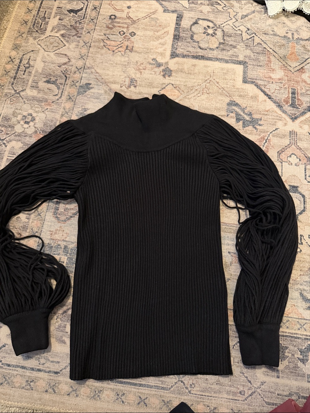 White House Black Market Women’s black mock neck open sleeve sweater Size small
